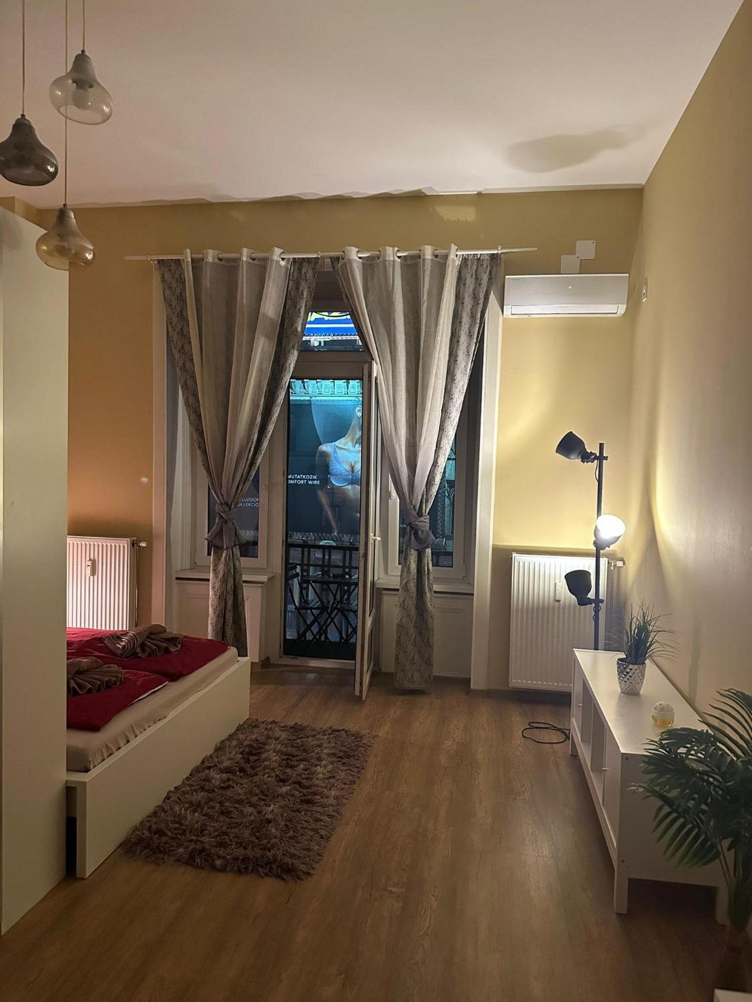 Be Best Apartment Budapest Exteriör bild